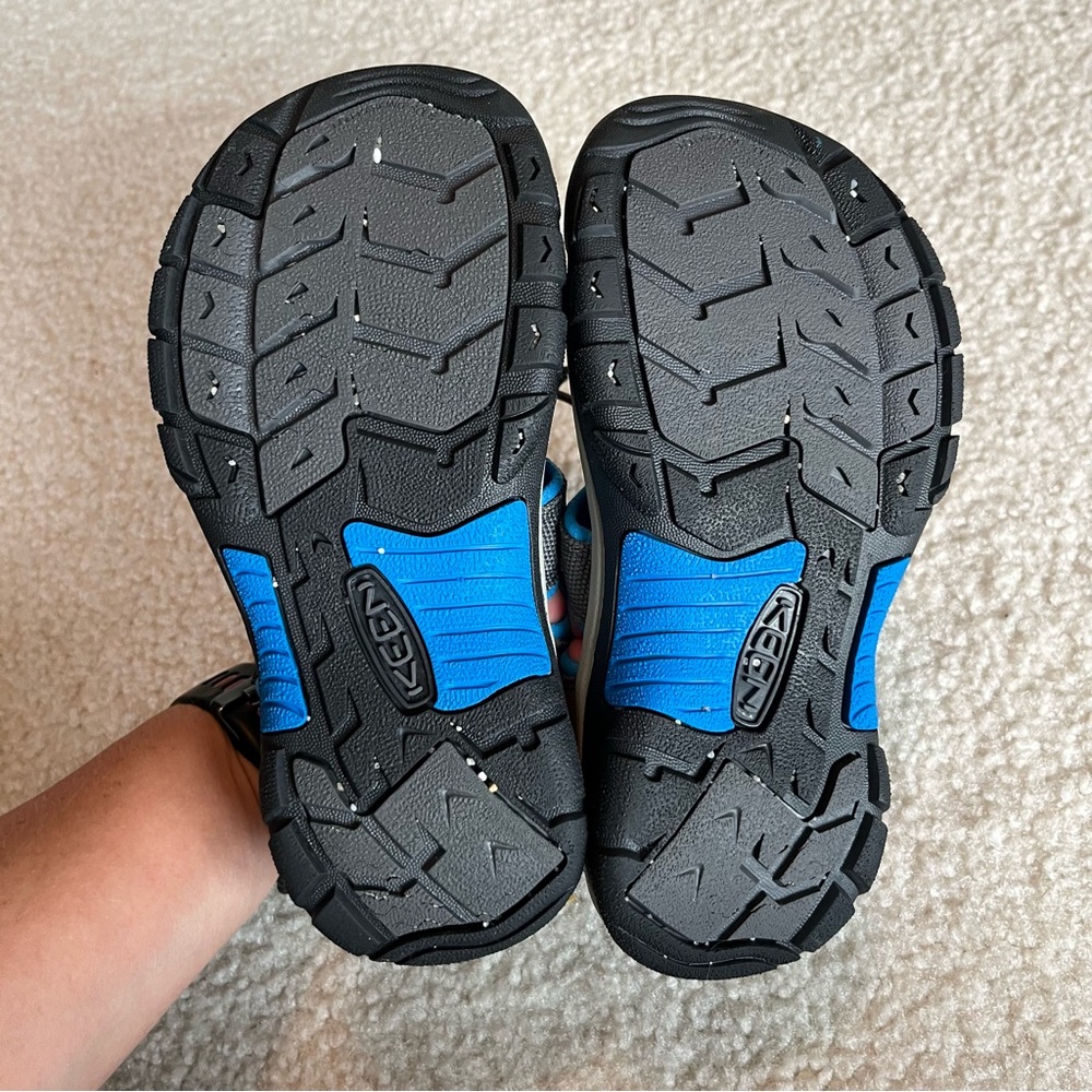 Keen Sandals - Picture 3 of 3